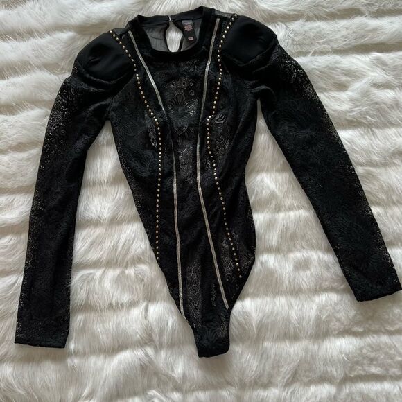 Victoria’s Secret Black Lace Long Sleeve Bodysuit (S) - Picture 1 of 8